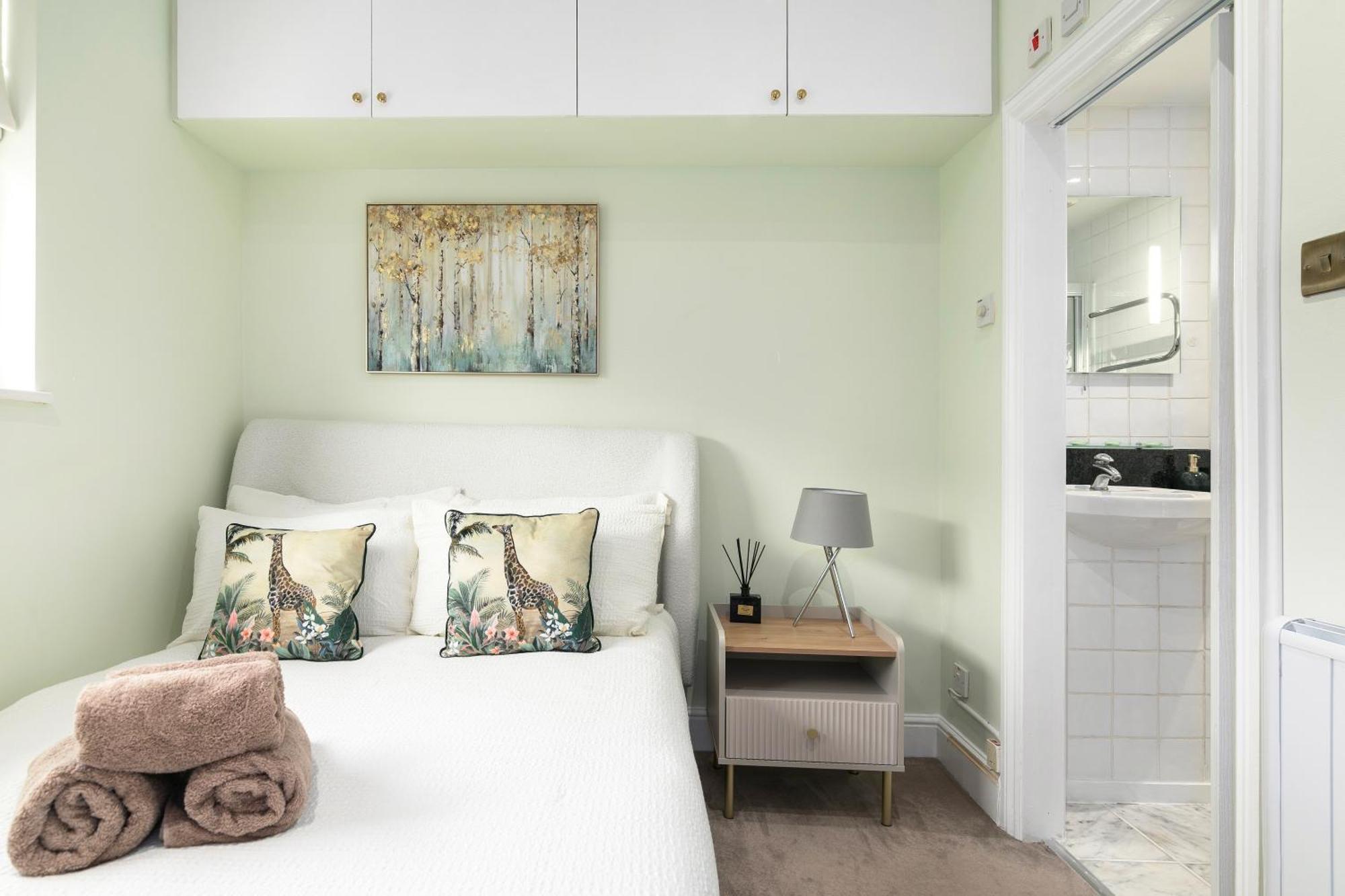 شقة Cosy Flat 5 Min From Holland Park Station! لندن المظهر الخارجي الصورة