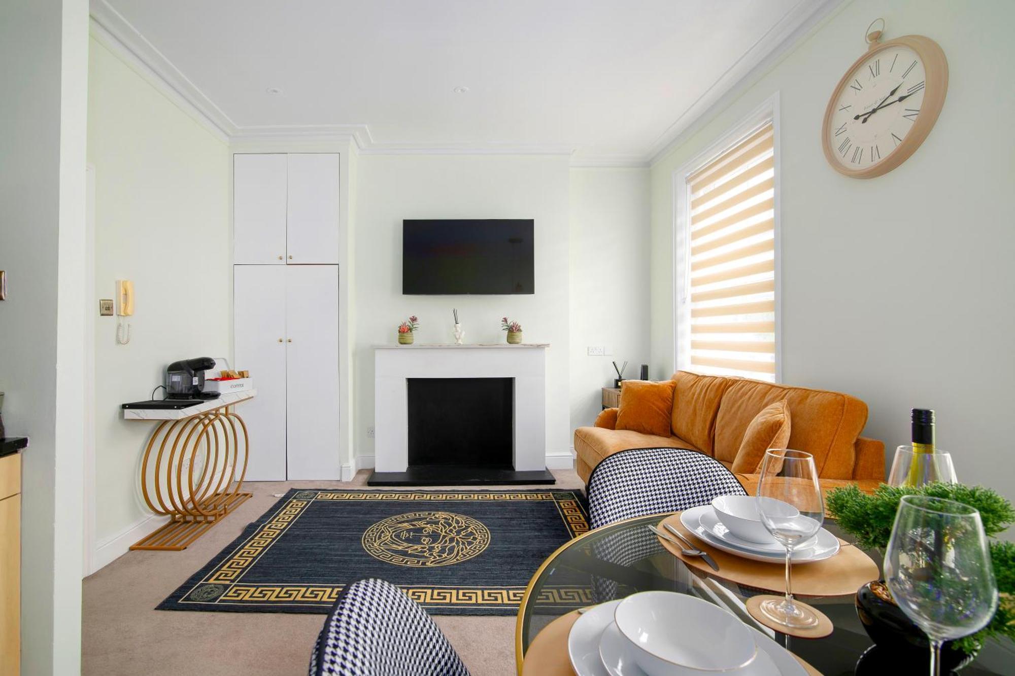 شقة Cosy Flat 5 Min From Holland Park Station! لندن المظهر الخارجي الصورة